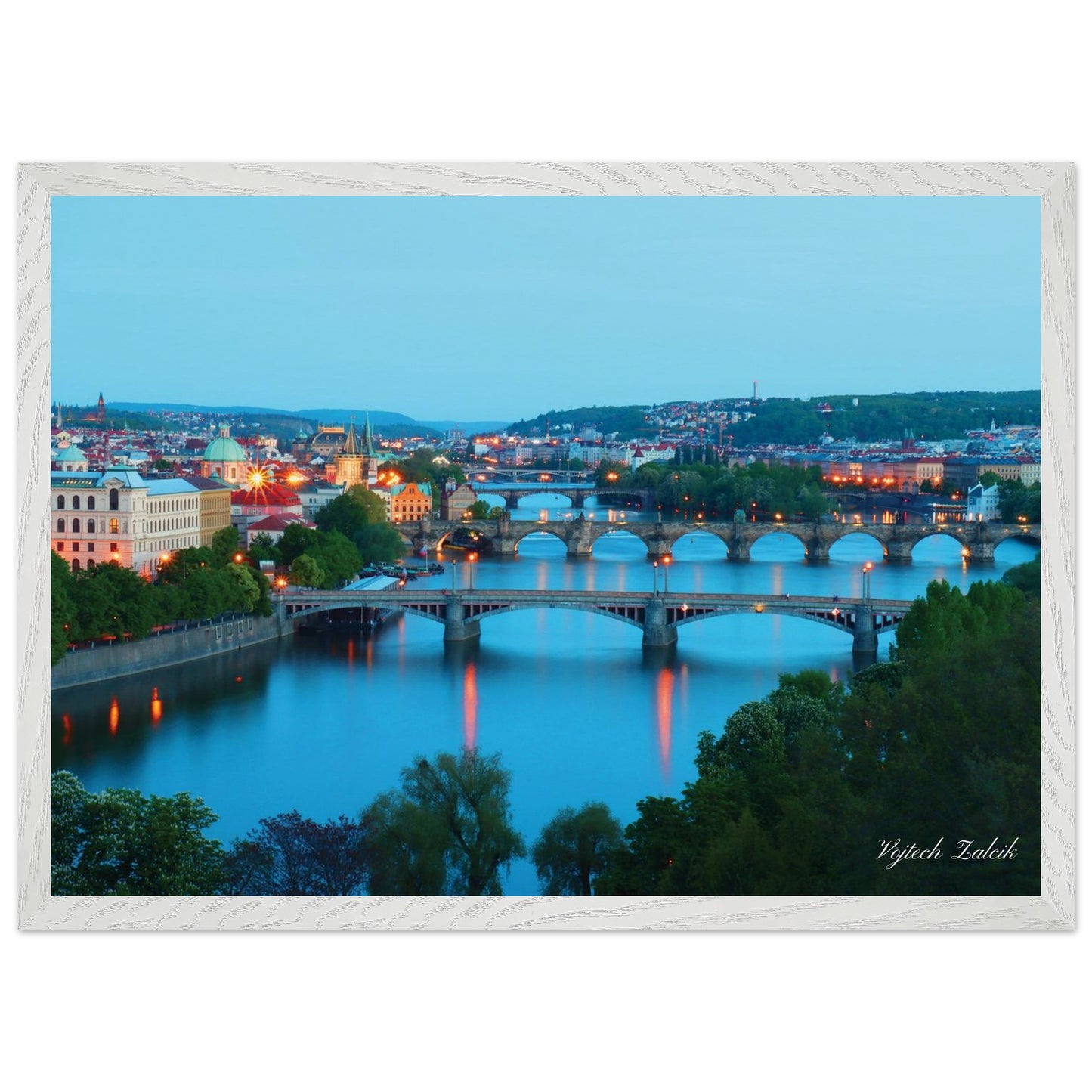 1645e3a2-9589-41ed-bdf2-fce7a4a0ebe0